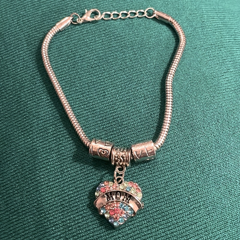 Mom bracelet
